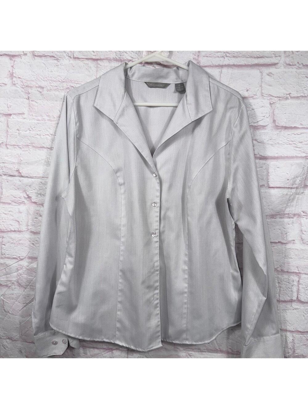 Women’s Investiments Silver Gray Button Front Blouse Size 14